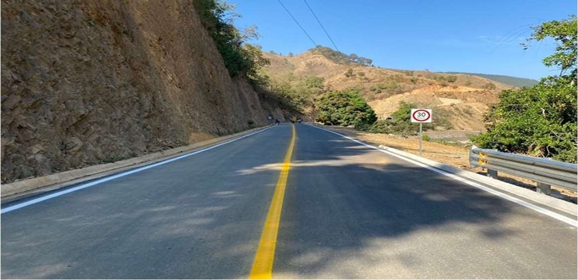 Caminos rurales en zonas serranas